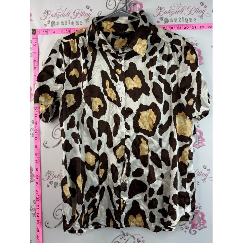 Violet & Claire animal Print Button-Up Blouse in Brown Cream with Gold Accents